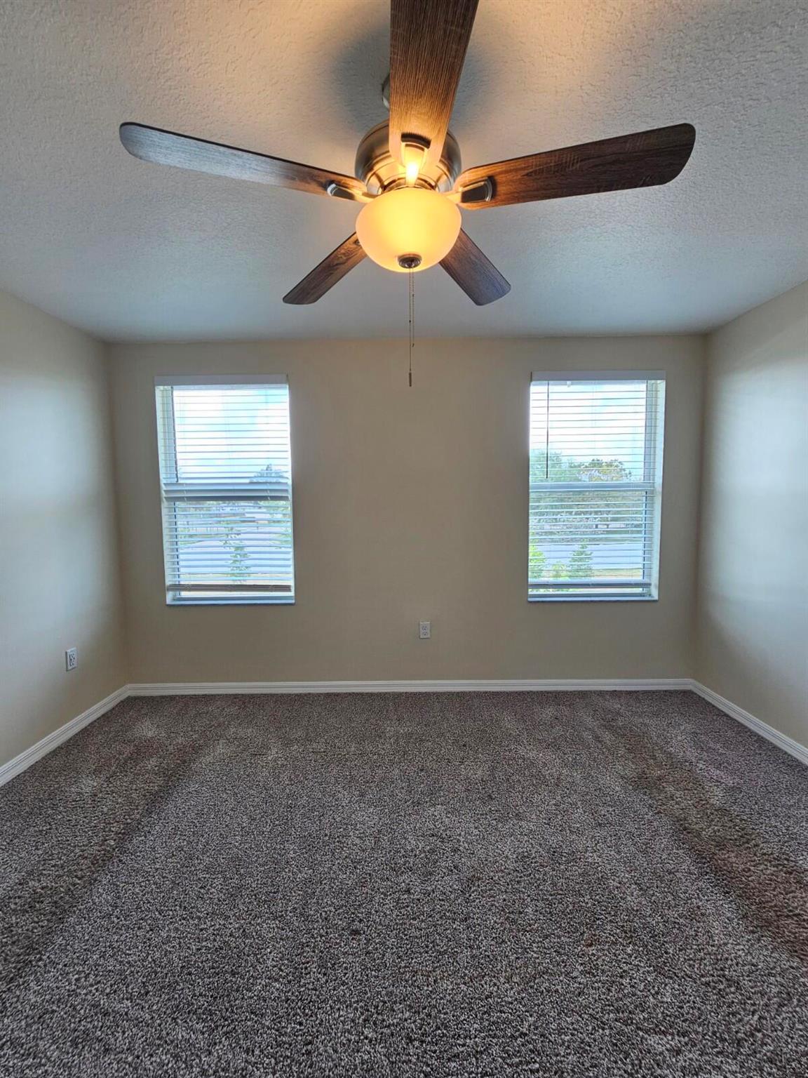 FONTANA TOWNHOMES - Residential Lease