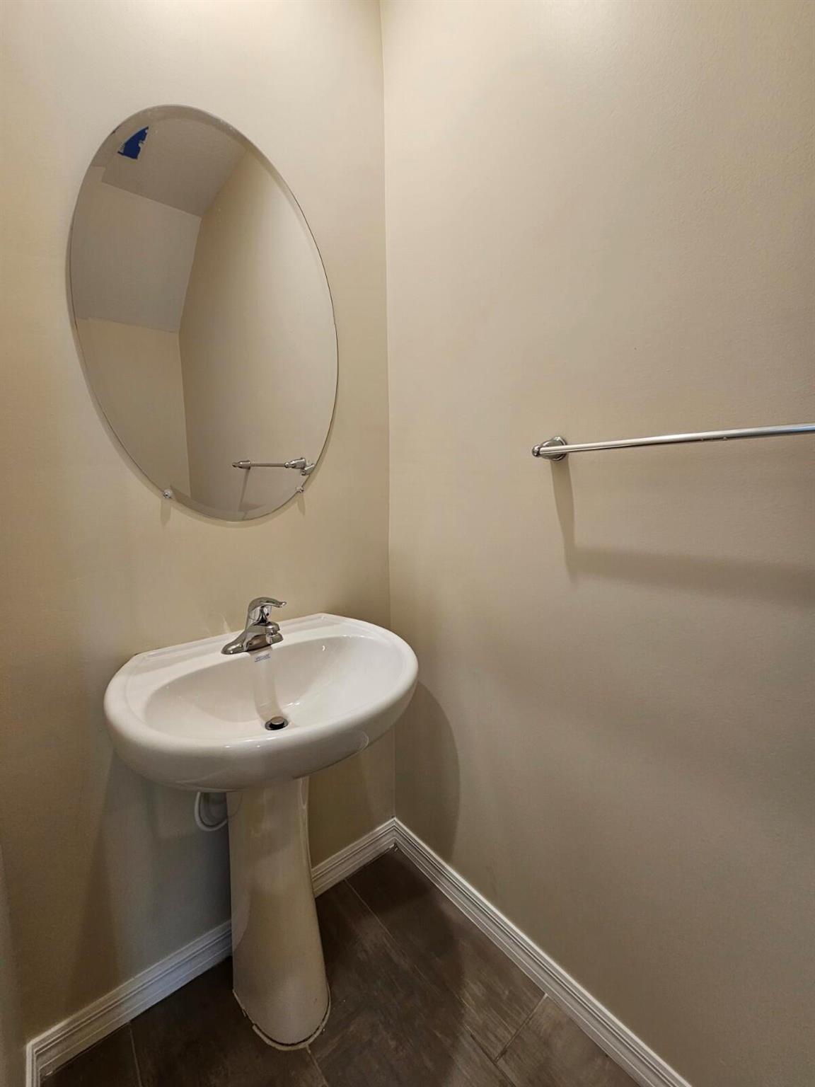 FONTANA TOWNHOMES - Residential Lease