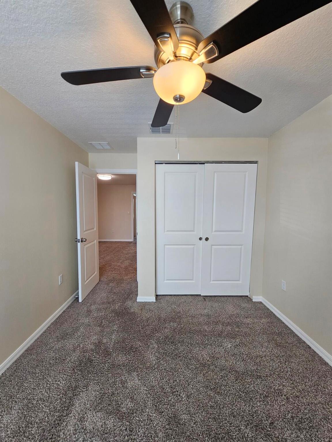 FONTANA TOWNHOMES - Residential Lease