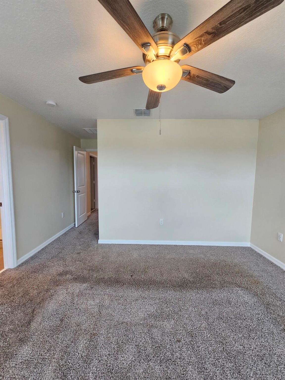 FONTANA TOWNHOMES - Residential Lease