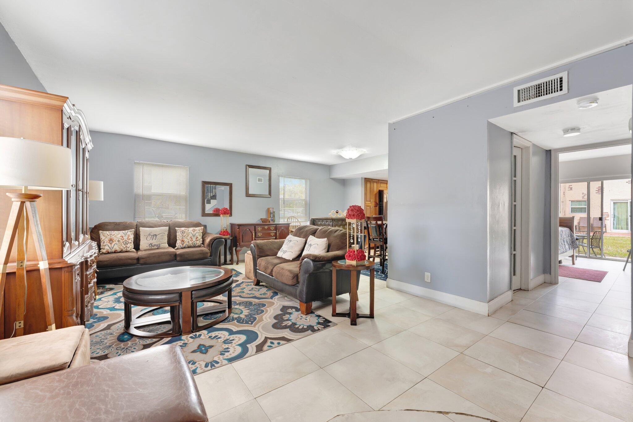 RIVERSIDE ESTATES - Residential