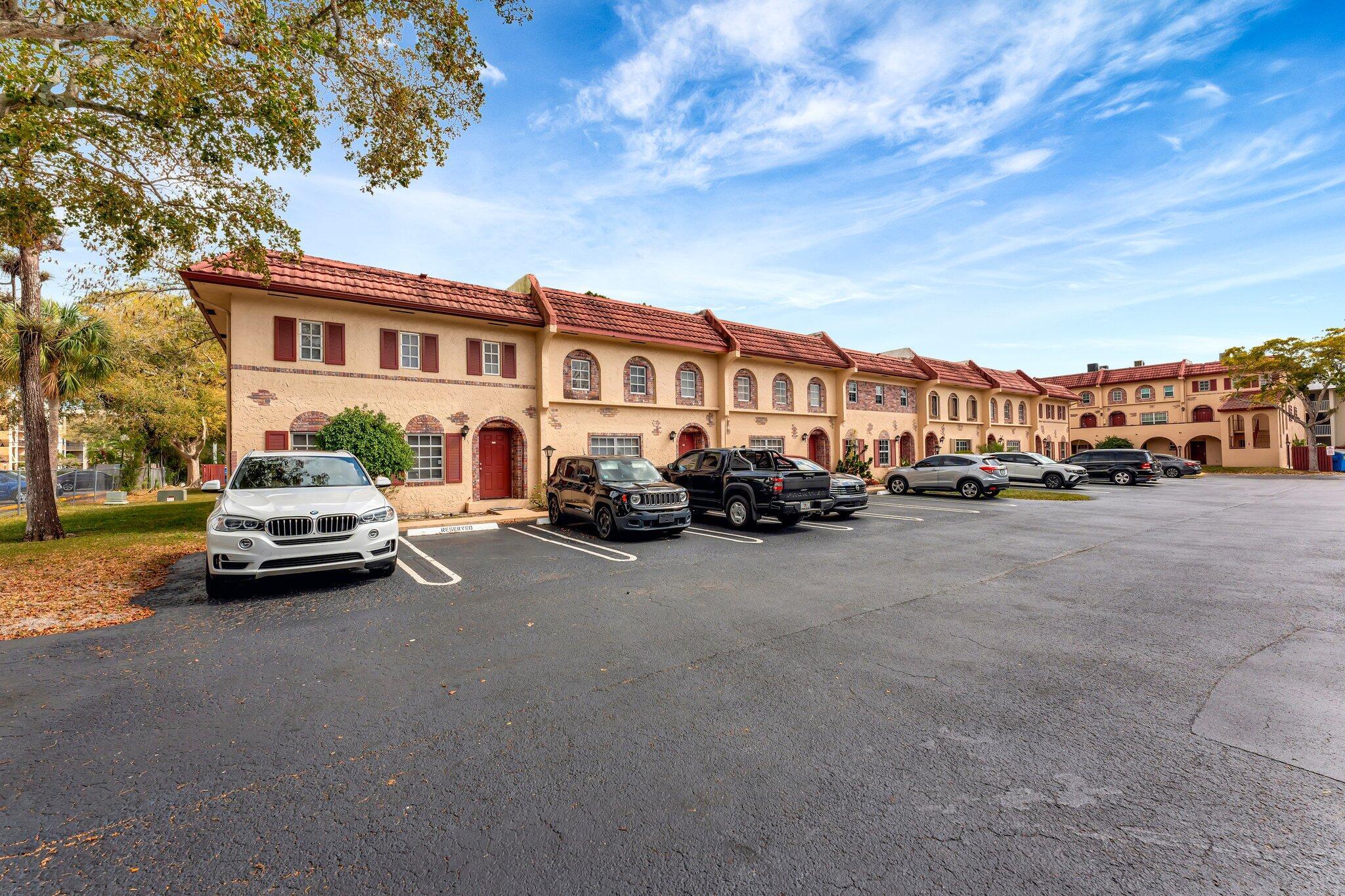 RIVERSIDE ESTATES - Residential