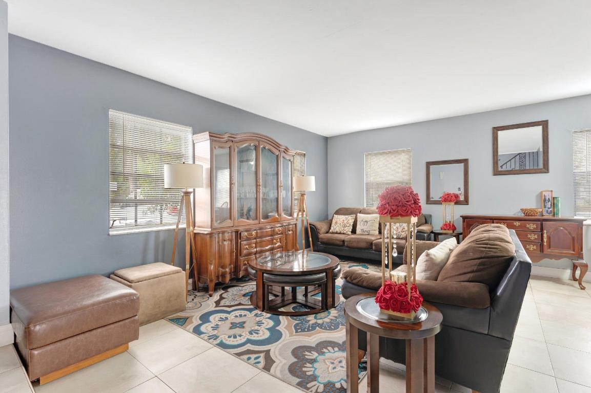 RIVERSIDE ESTATES - Residential