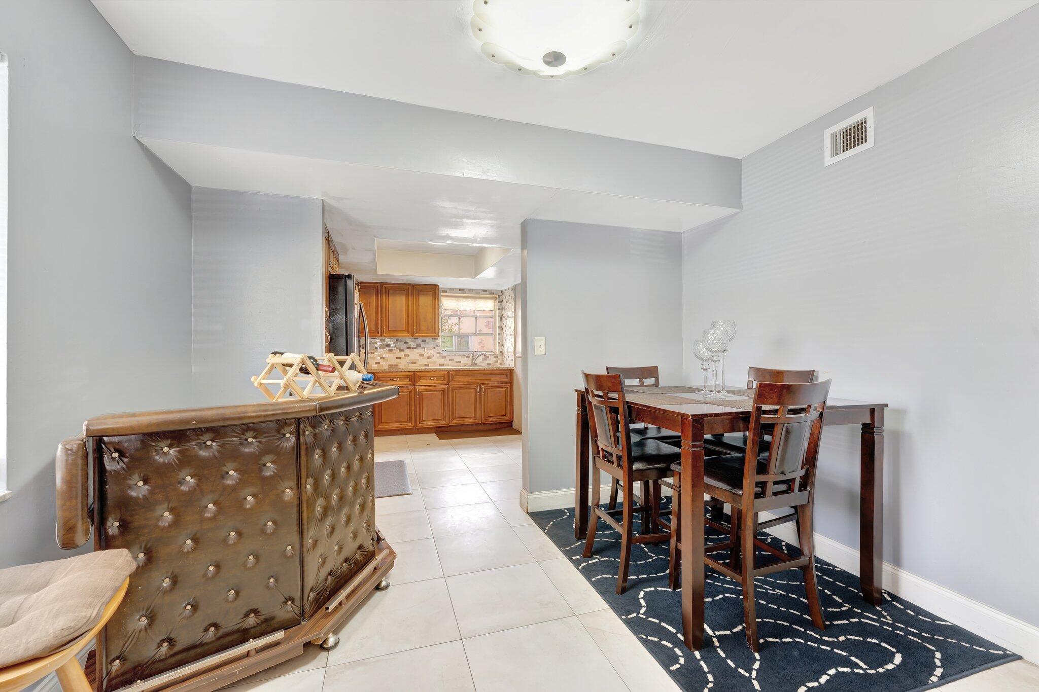 RIVERSIDE ESTATES - Residential