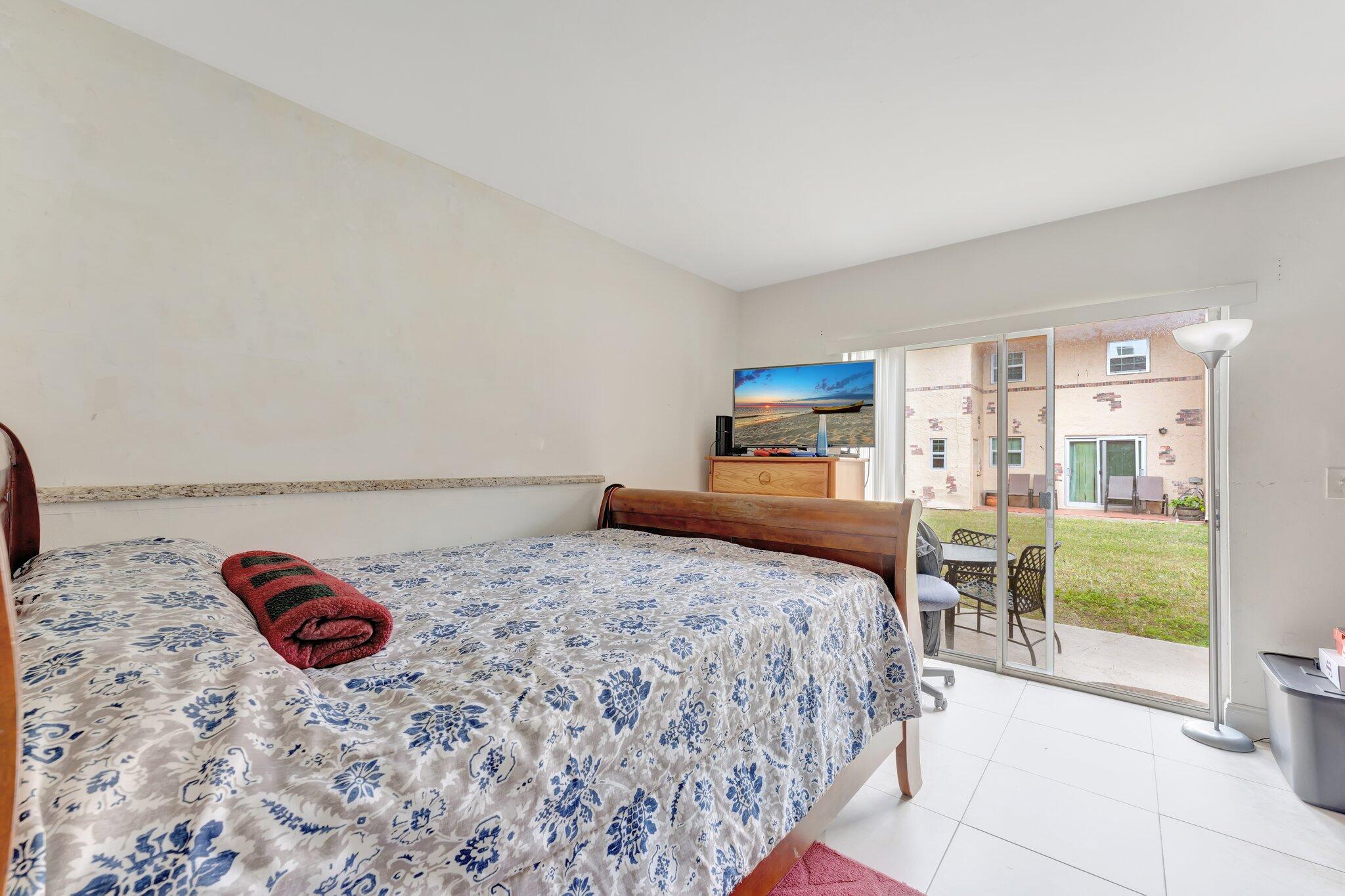 RIVERSIDE ESTATES - Residential