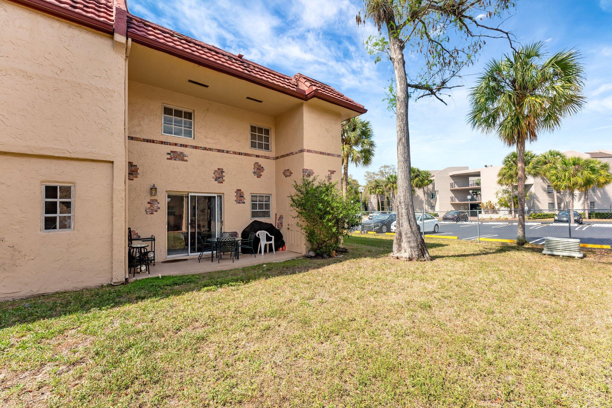 RIVERSIDE ESTATES - Residential