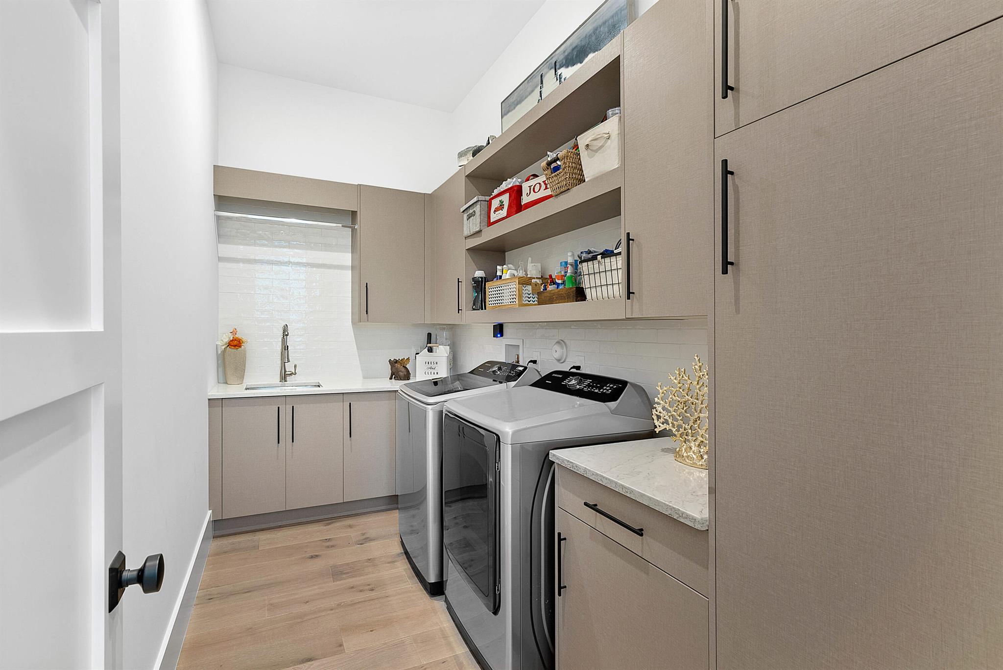 DELL PARK - Residential