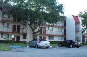 FOUNTAINS OF PALM BEACH C - Residential