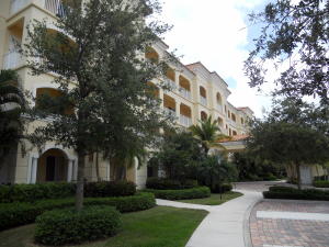HARBOUR ISLE AT HUTCHINSON ISLAND WEST, A CONDOMIN - Residential Lease