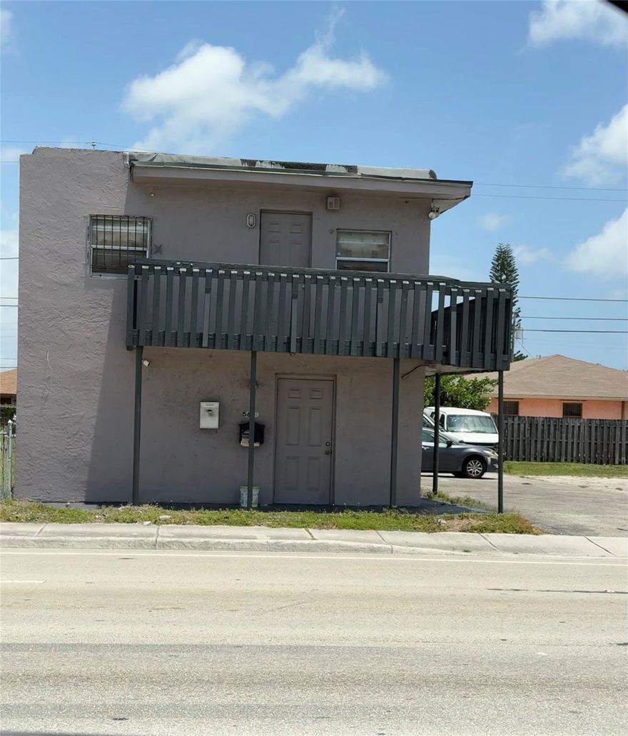LEADING YOU HOME! This MIXED USE
 building is the ideal location for a business to be seen and with diverse income streams you would not want to miss this opportunity!! Located in Central Hollywood, blocks from the turnpike and major highways. Surrounded by other striving businesses, Restaurants, Shopping, Hard Rock Casino, Hard Rock Stadium, Gulfstream Park and the Beaches. Live upstairs or rent it out to tenants for potential income from the Residential zoning use/This building is also zoned Commercial for mixed use with bathrooms on each floor. Free standing building on the profitable street of Pembroke Road.