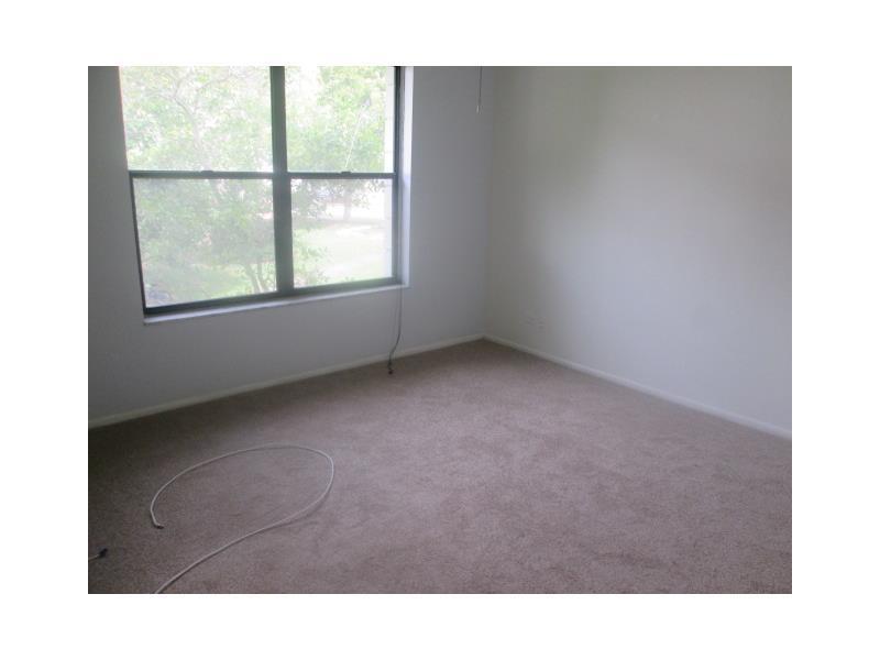 INTERNATIONAL VILLAGE - Residential