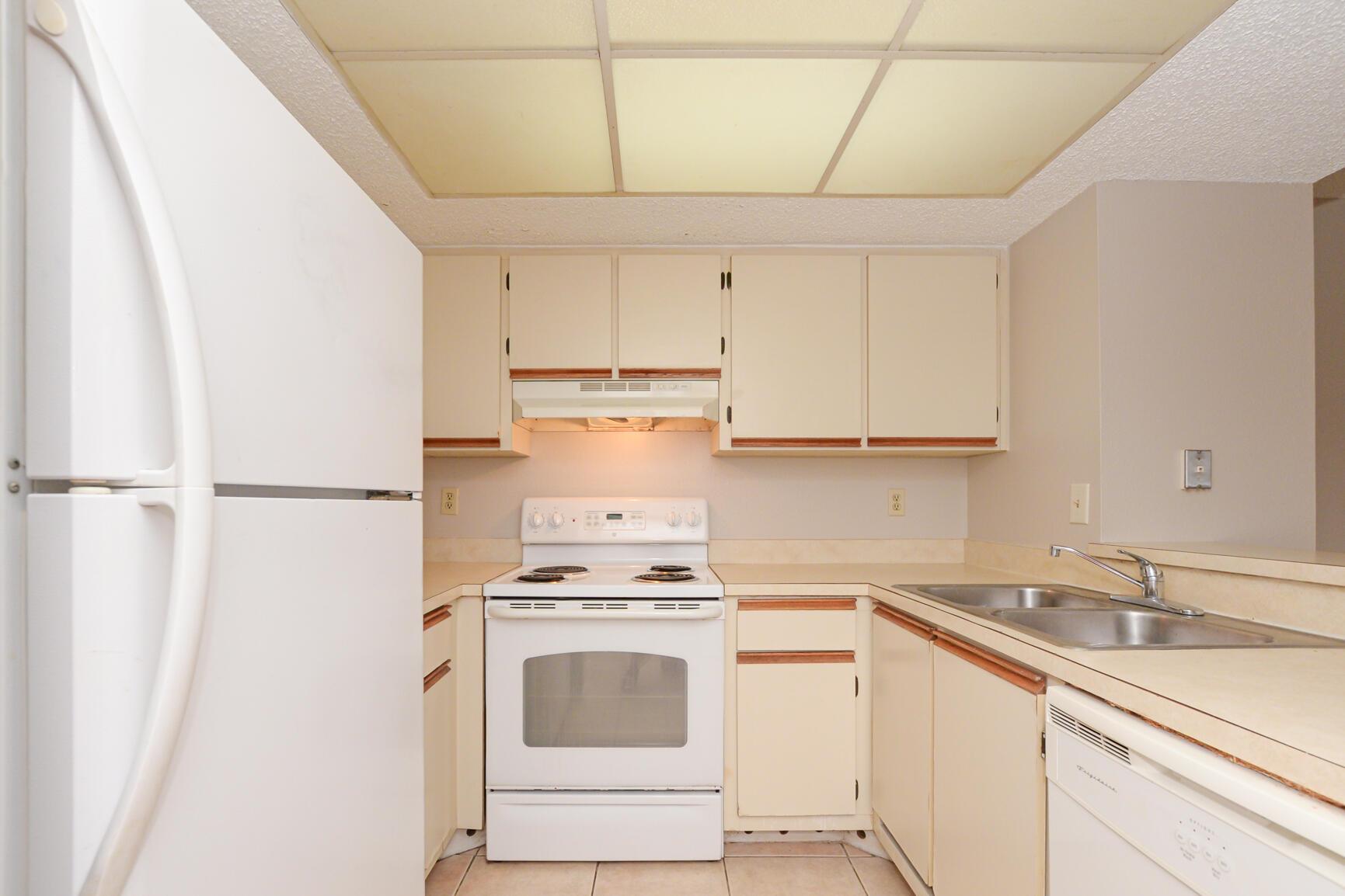 MIDPORT PLACE II, A CONDO - Residential Lease