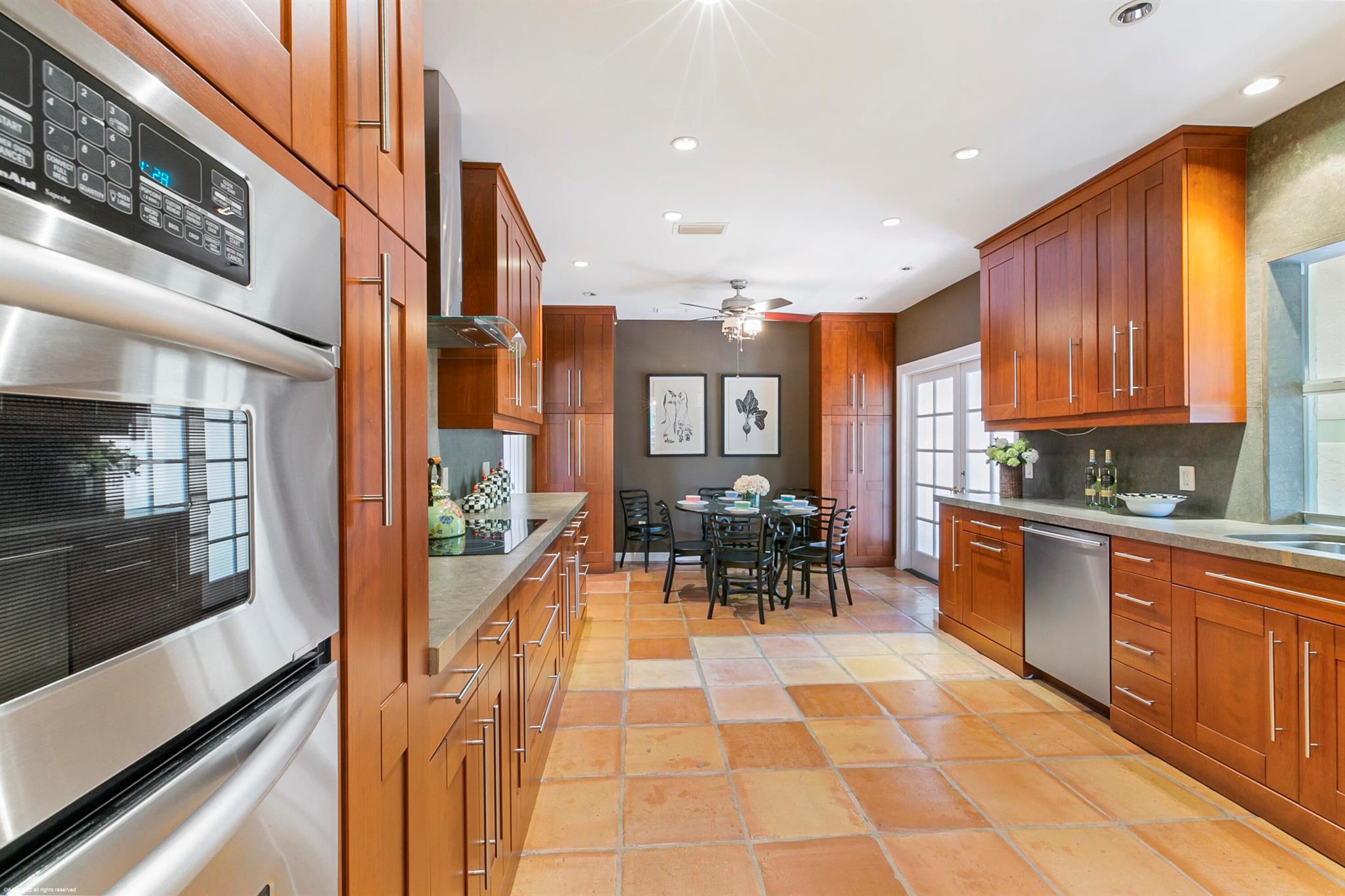 Golf Brook / BROOKSIDE 2 - Residential