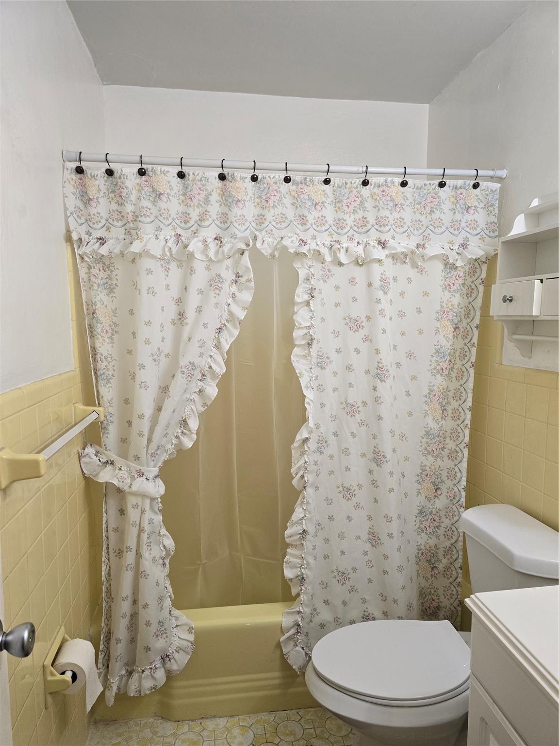 HOLLYWOOD - Residential