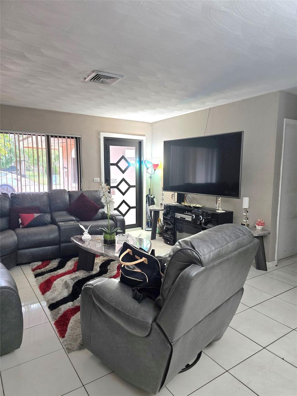 Photo of 2420 N 59th Ter, Hollywood, FL 33021 (MLS # F10535417)