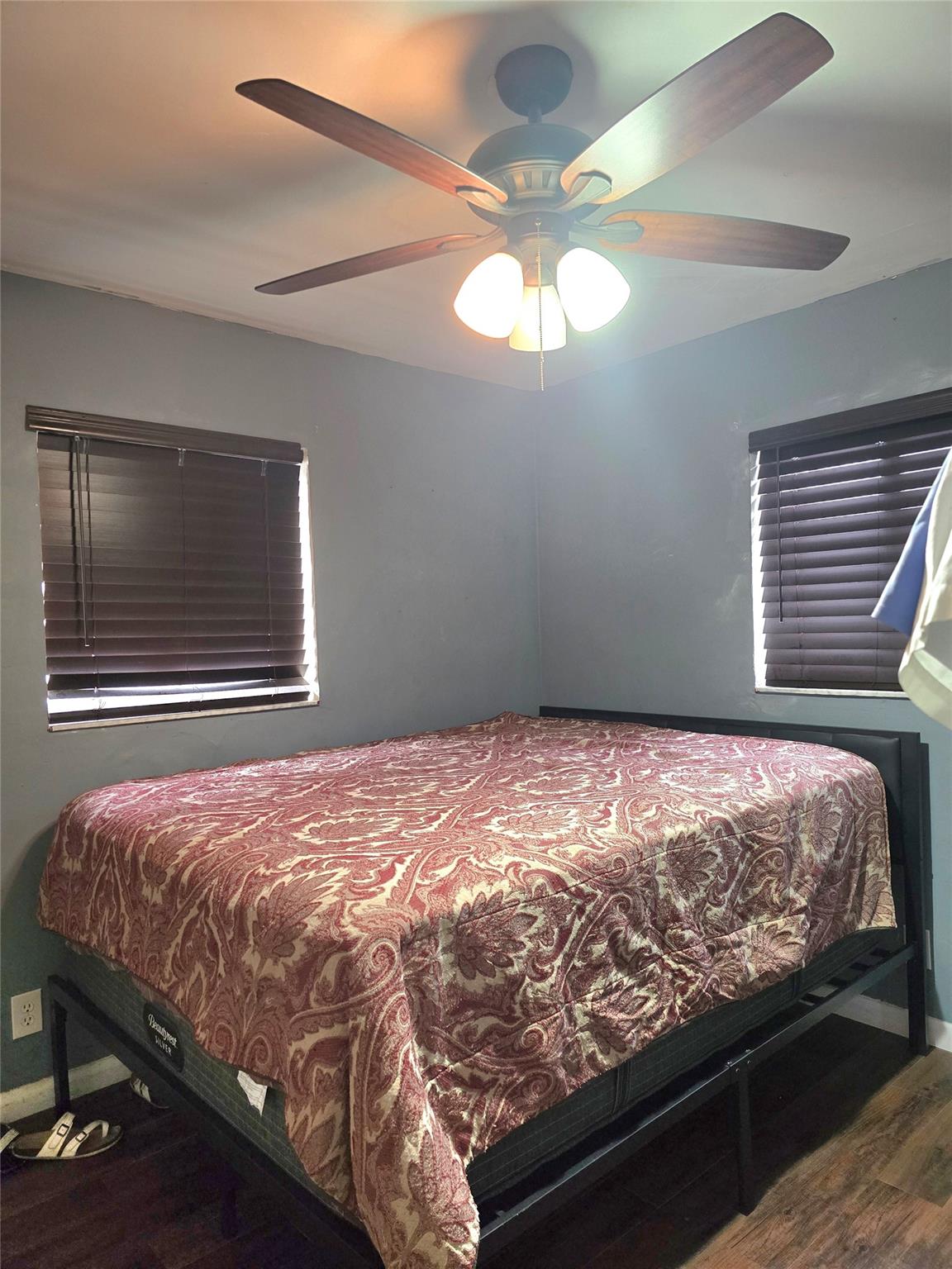 HOLLYWOOD - Residential