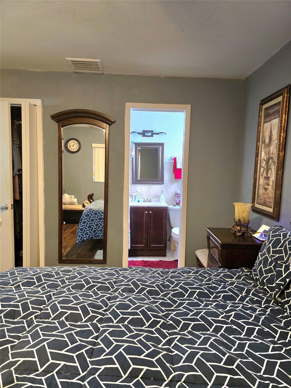 HOLLYWOOD - Residential