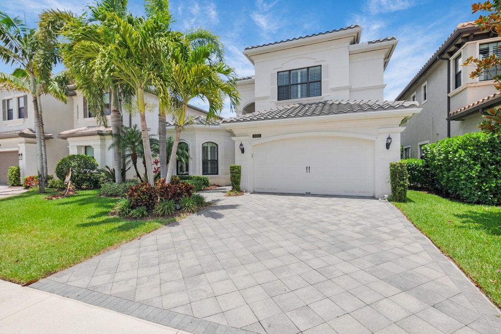 Photo of 9350 Eden Roc Court, Delray Beach, FL 33446 (MLS # R11114454)