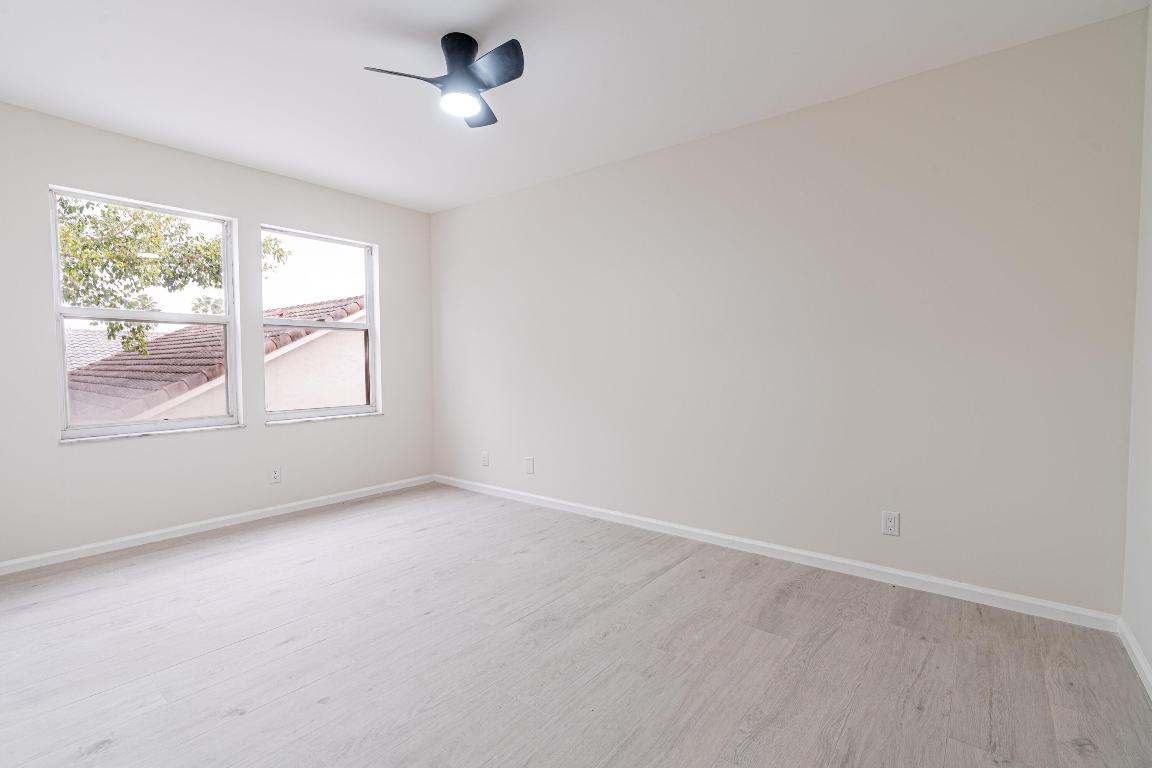 WELLINGTON TR 43 - Residential