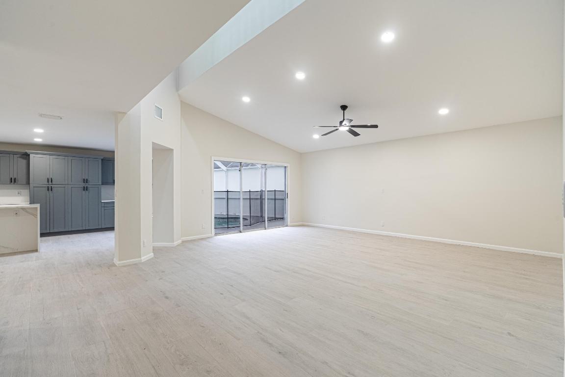 WELLINGTON TR 43 - Residential