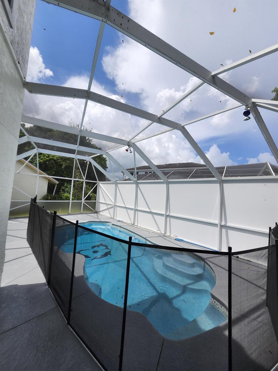 WELLINGTON TR 43 - Residential