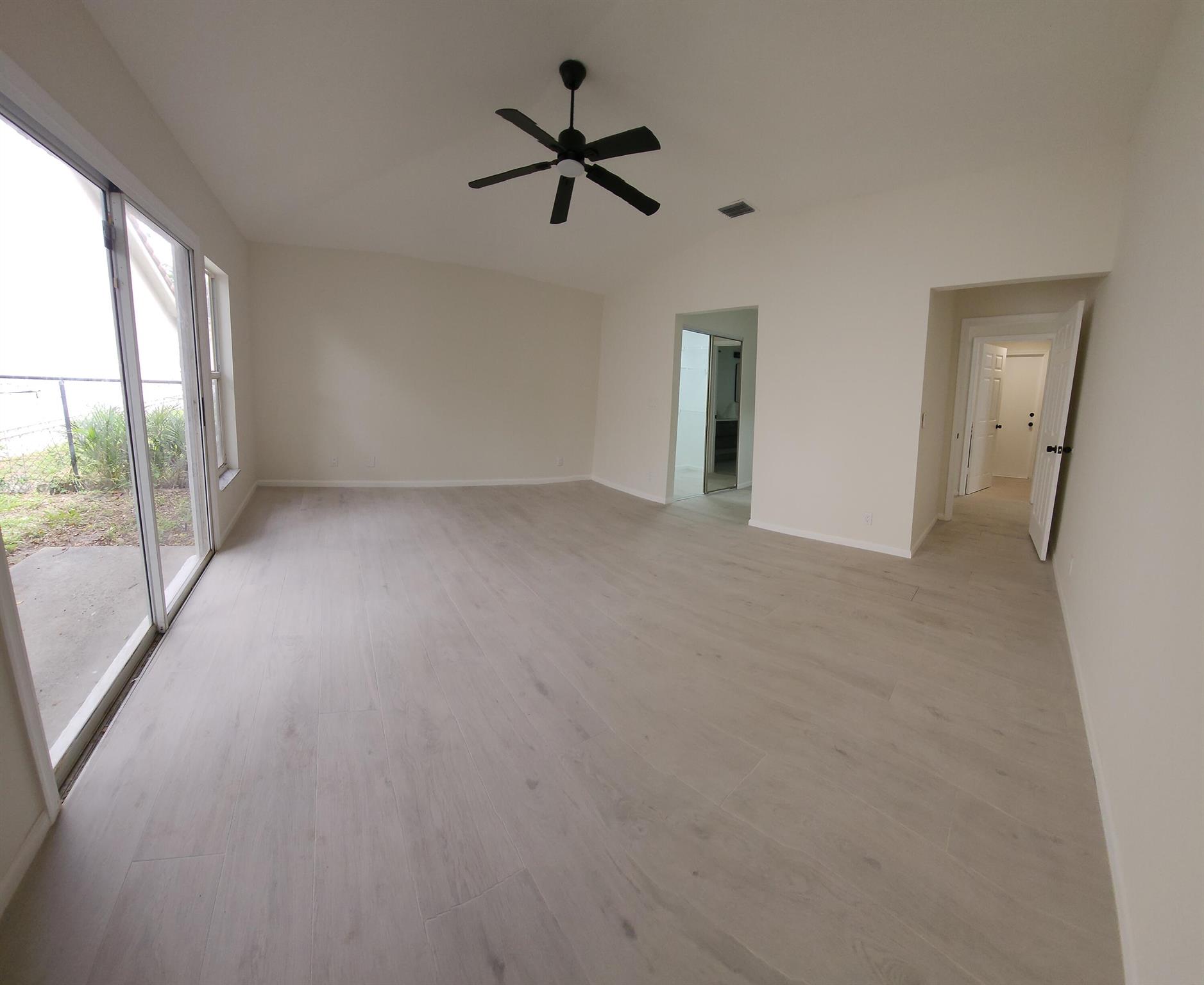 WELLINGTON TR 43 - Residential