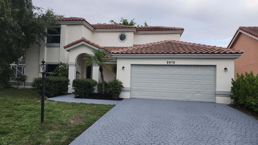 Photo of 2012 White Coral Court, Wellington, FL 33414 (MLS # R11142182)