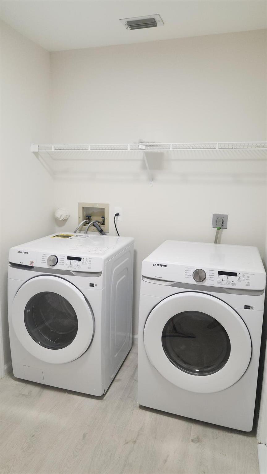 WELLINGTON TR 43 - Residential