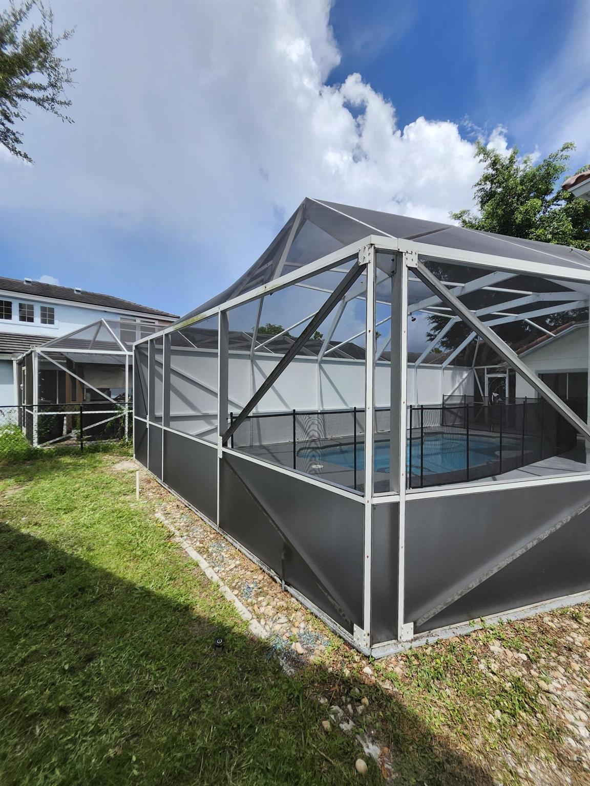 WELLINGTON TR 43 - Residential