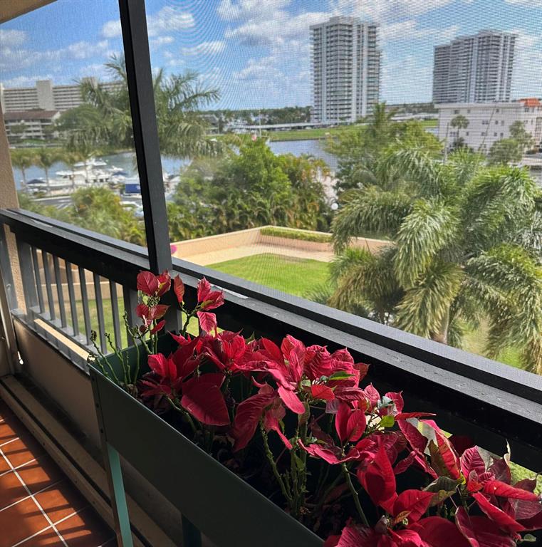 Marina Bay - Residential