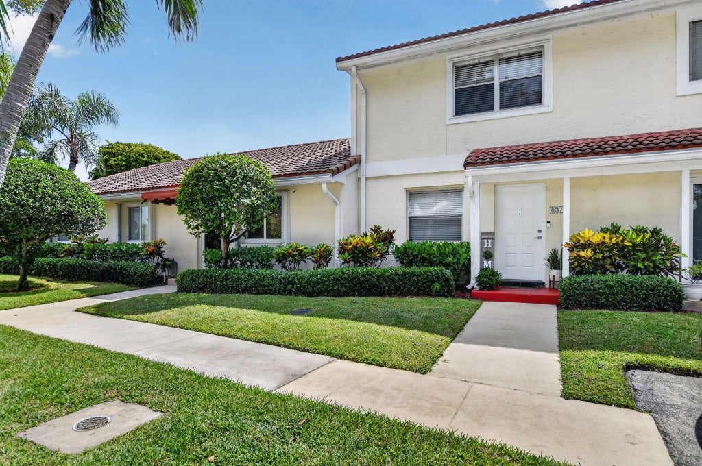 Photo of 6377 Boca Circle, Boca Raton, FL 33433 (MLS # B26074216)