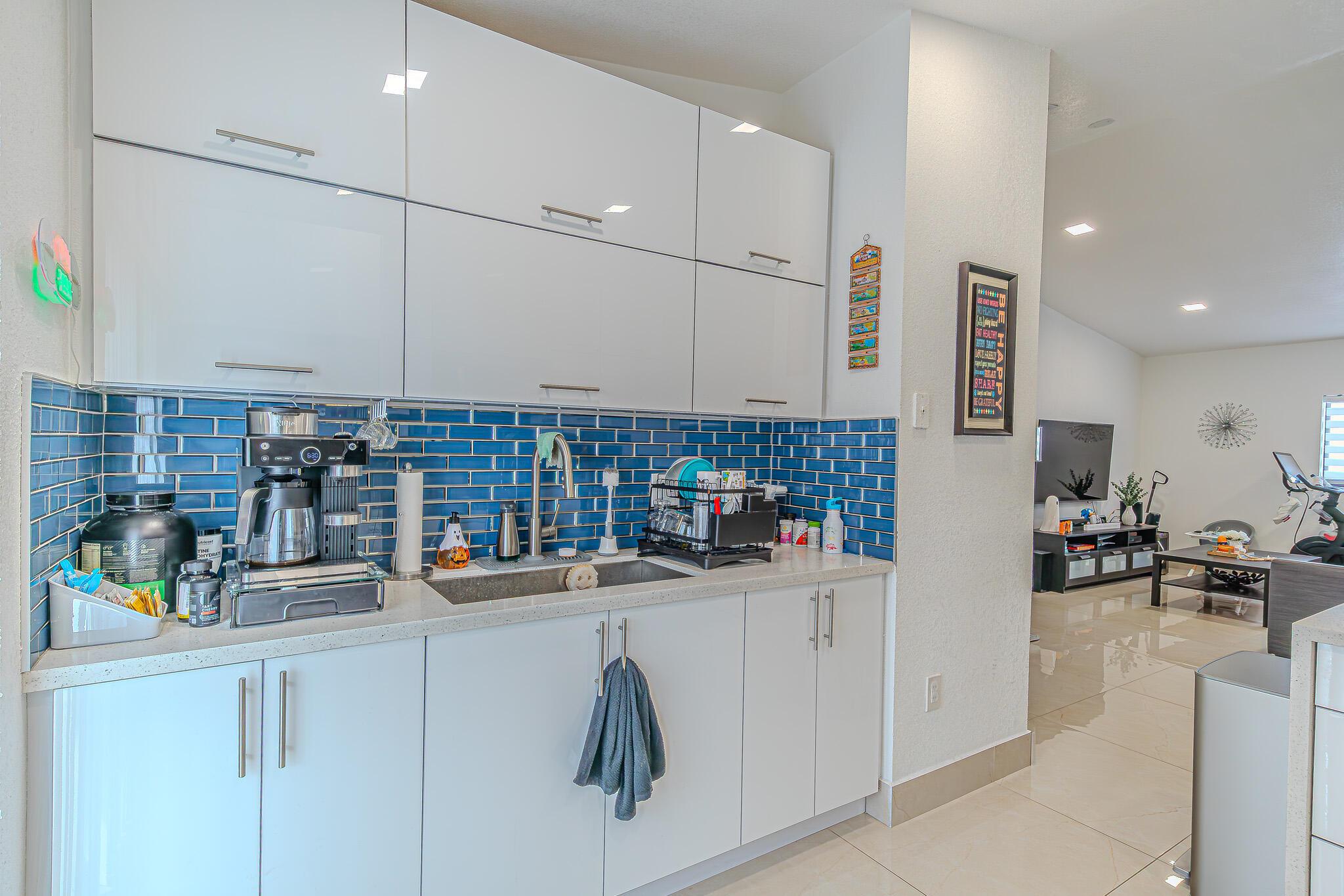 EL PRADO XI CONDO - Residential Lease