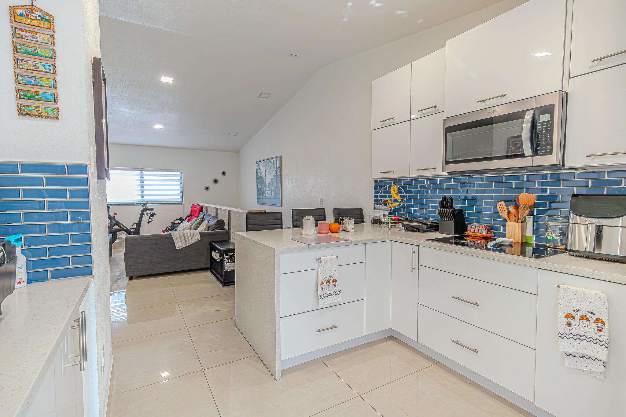 EL PRADO XI CONDO - Residential Lease