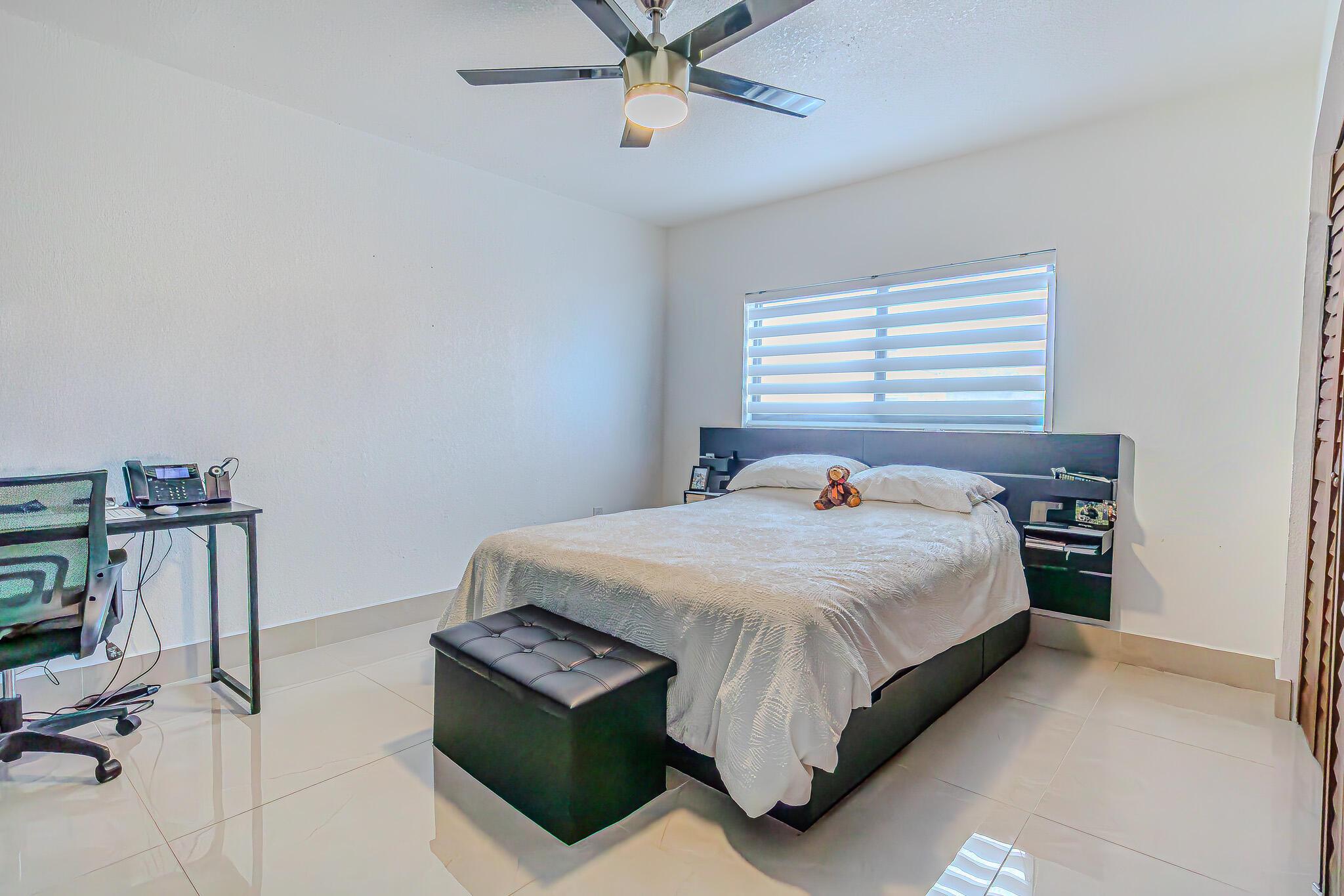 EL PRADO XI CONDO - Residential Lease