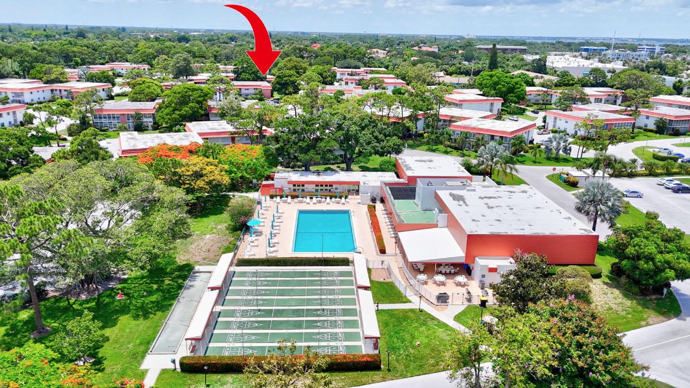 VISTA PINES CONDO - Residential