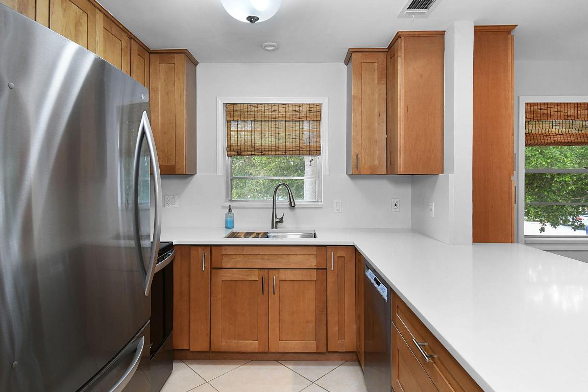 VISTA PINES CONDO - Residential