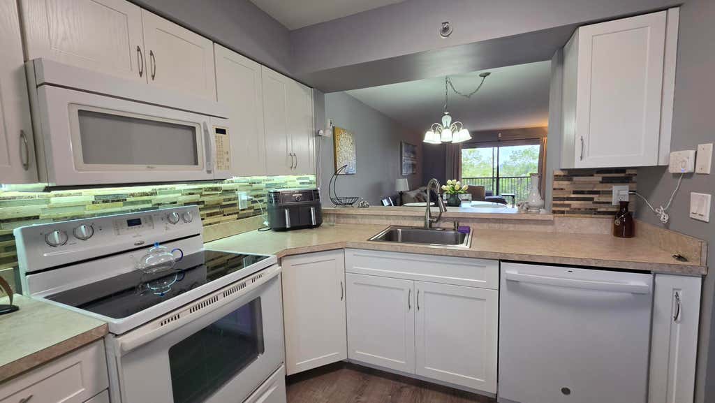 Photo of 2206 S CYPRESS BEND Drive #504, Pompano Beach, FL 33069 (MLS # B26069066)