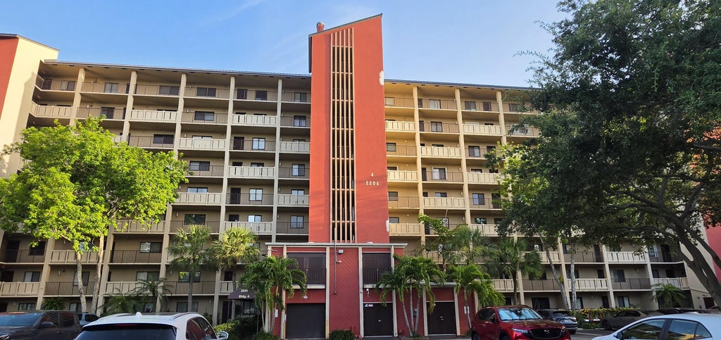 Photo of 2206 S CYPRESS BEND Drive #504, Pompano Beach, FL 33069 (MLS # B26069066)