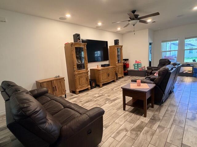 PORT ST LUCIE SECTION 15 - Residential