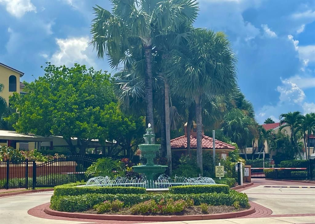 Photo of 37 Uno Lago Drive, Juno Beach, FL 33408 (MLS # R10744240)