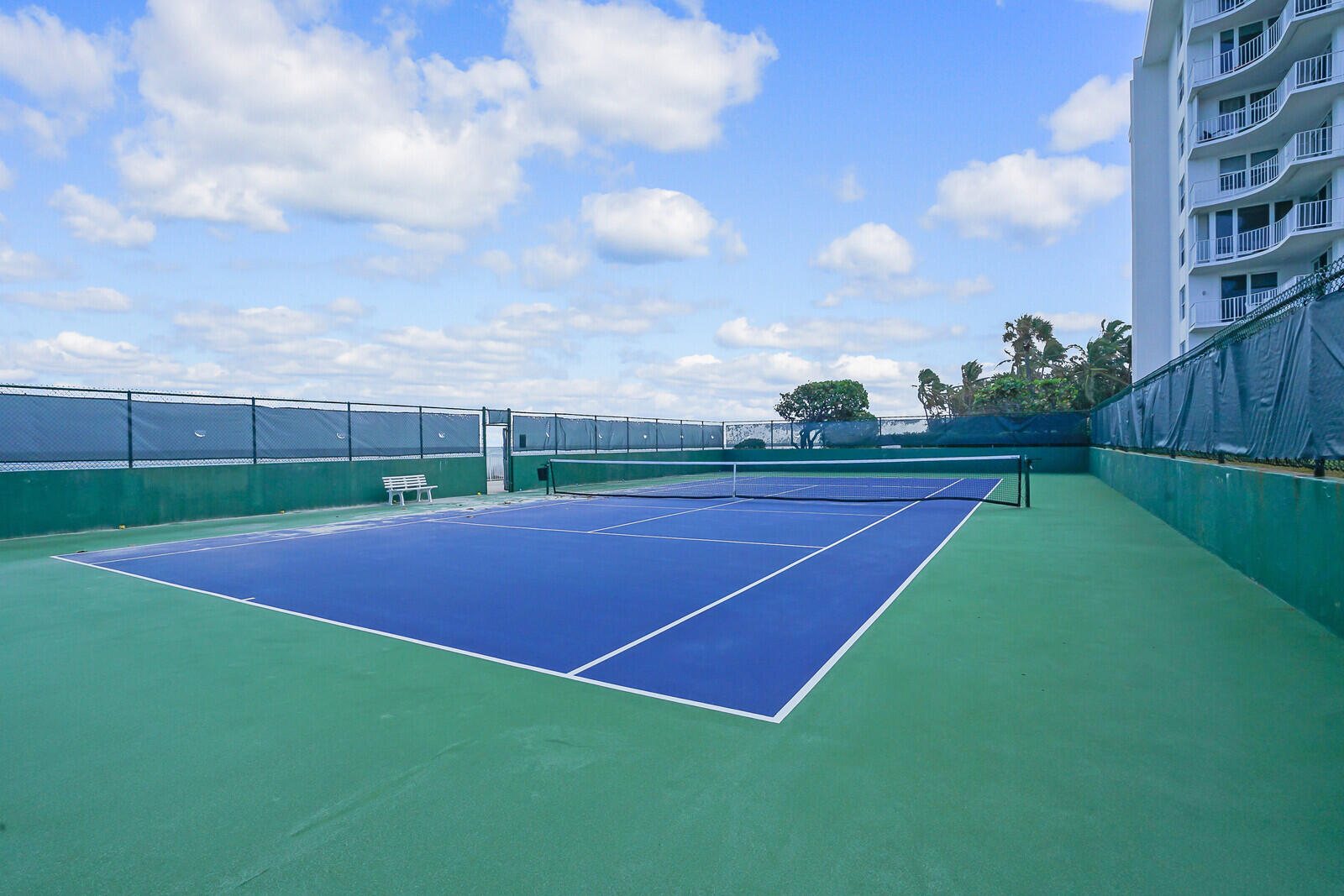 TWENTY TWO NINETY FIVE SOUTH OCEAN BLVD - Residential