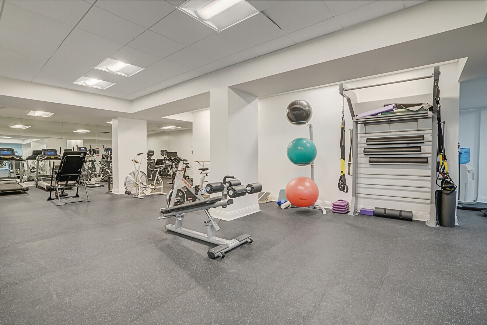 TWENTY TWO NINETY FIVE SOUTH OCEAN BLVD - Residential