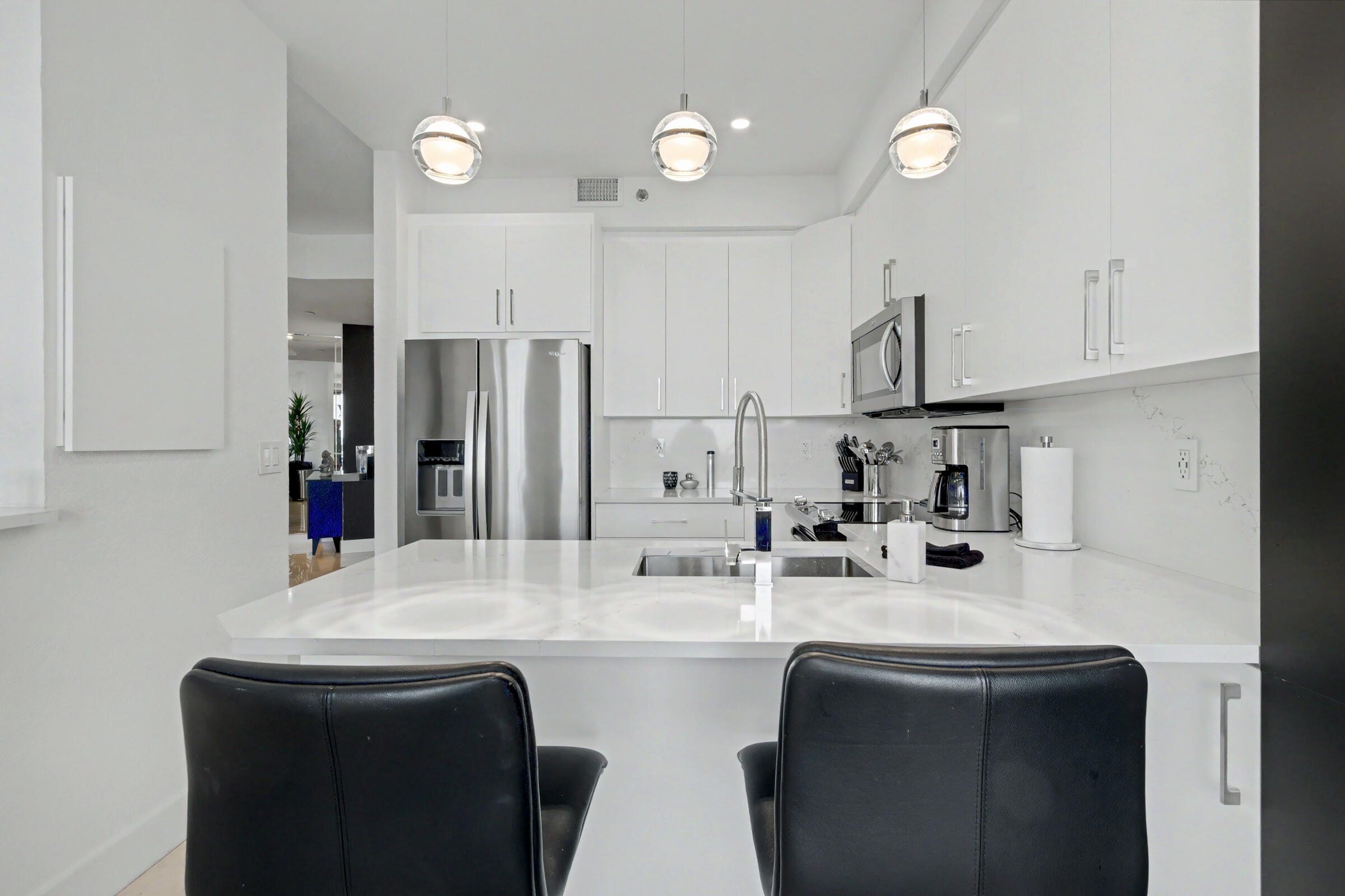 MYSTIC POINTE CONDO NO ONE - Residential