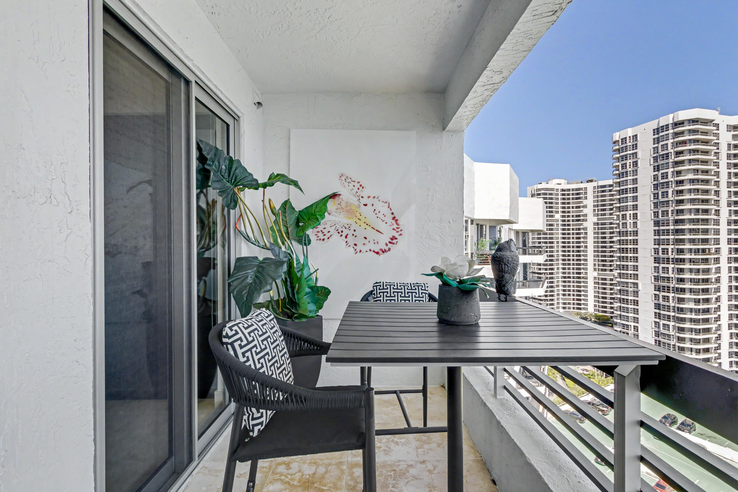 MYSTIC POINTE CONDO NO ONE - Residential