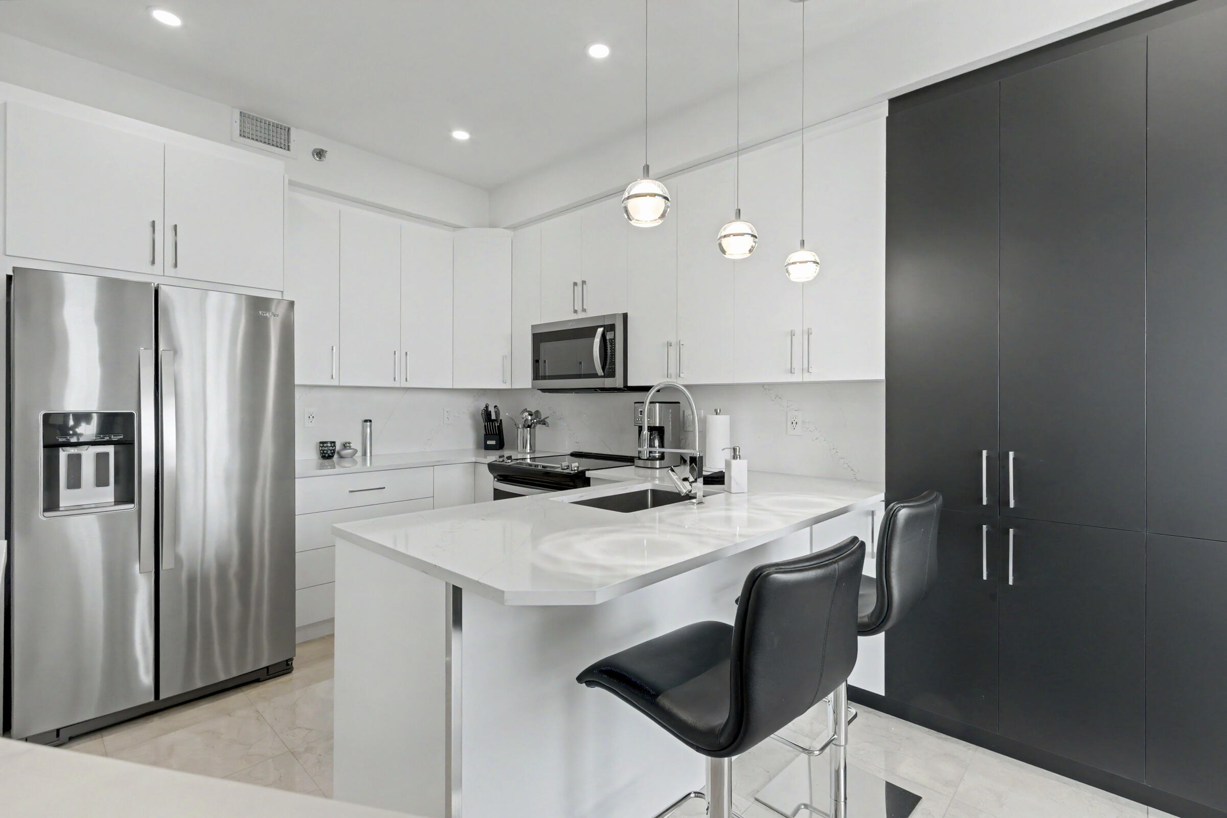 MYSTIC POINTE CONDO NO ONE - Residential