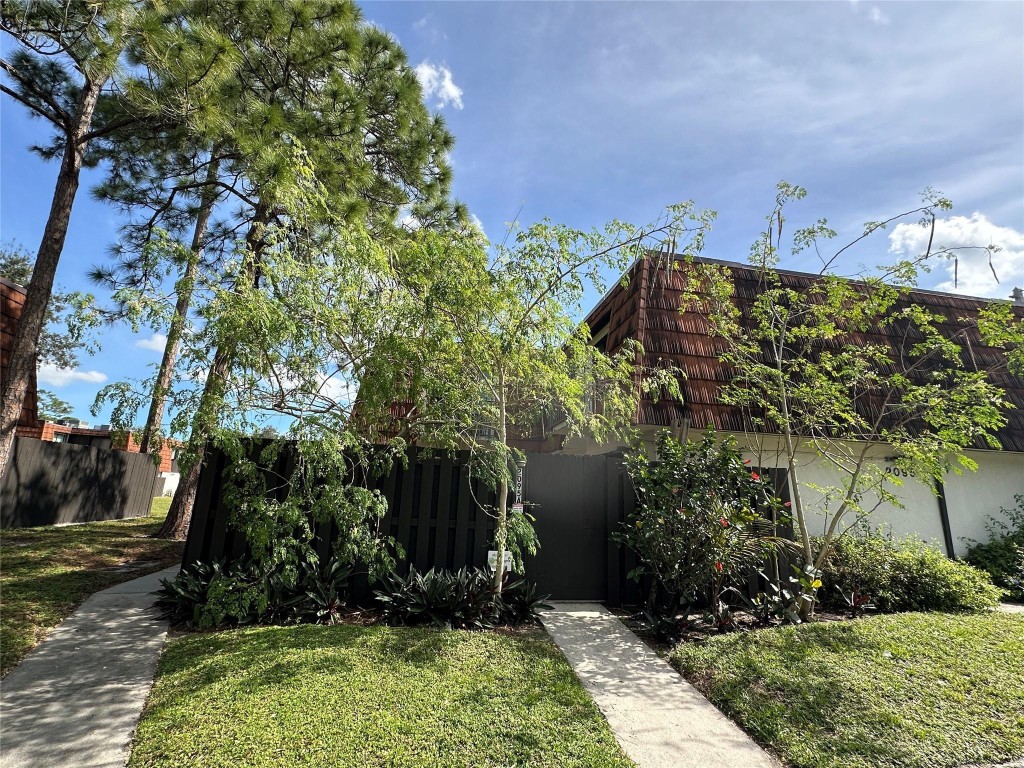 The Pines - Residential