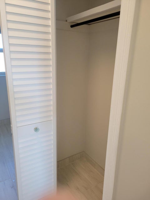 Tiny photo for 101 S Golfview Road, Lake Worth Beach, FL 33460 (MLS # B26090669)