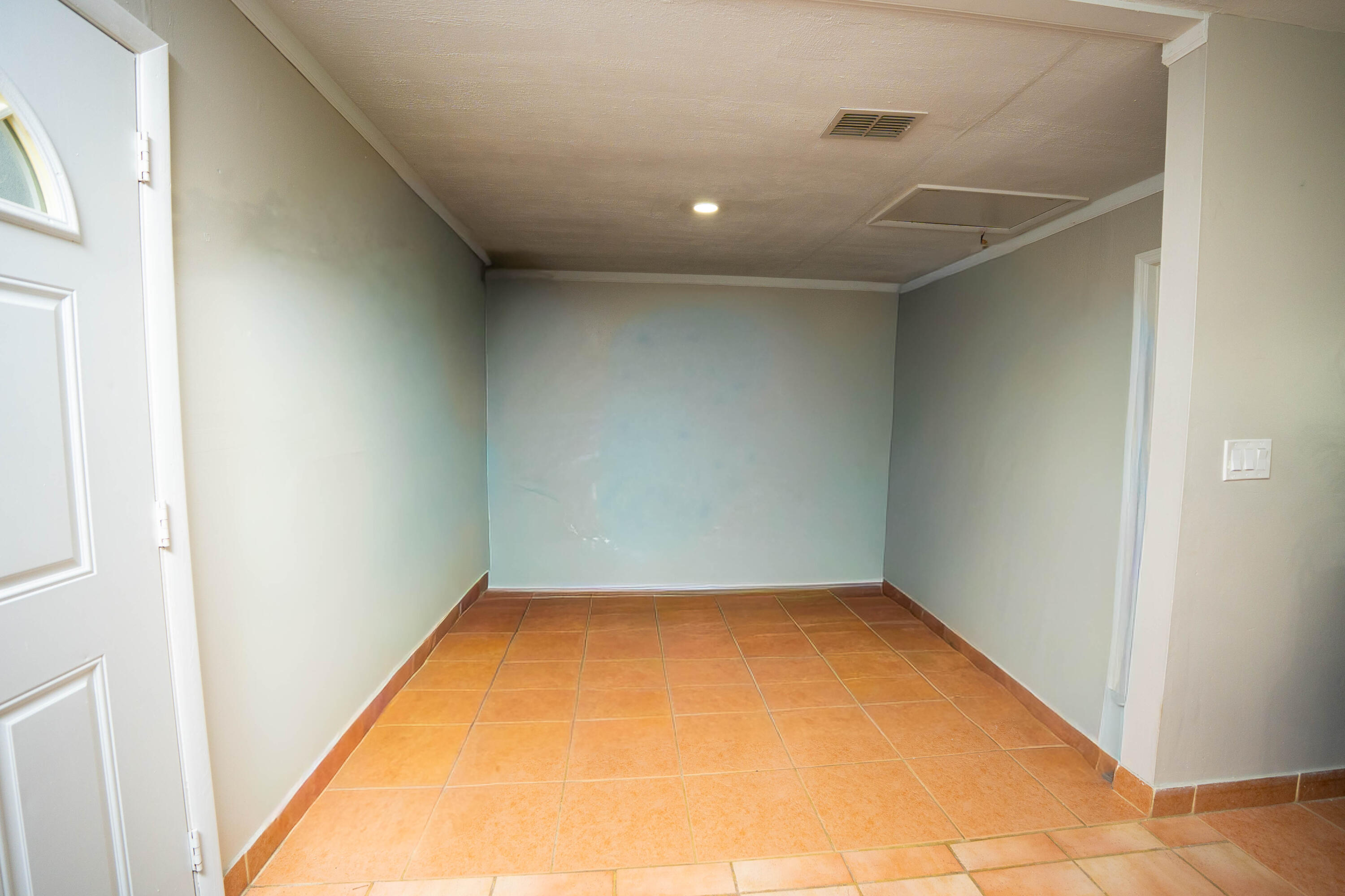 PORT ST LUCIE SECTION 42 1ST REPLAT - Residential