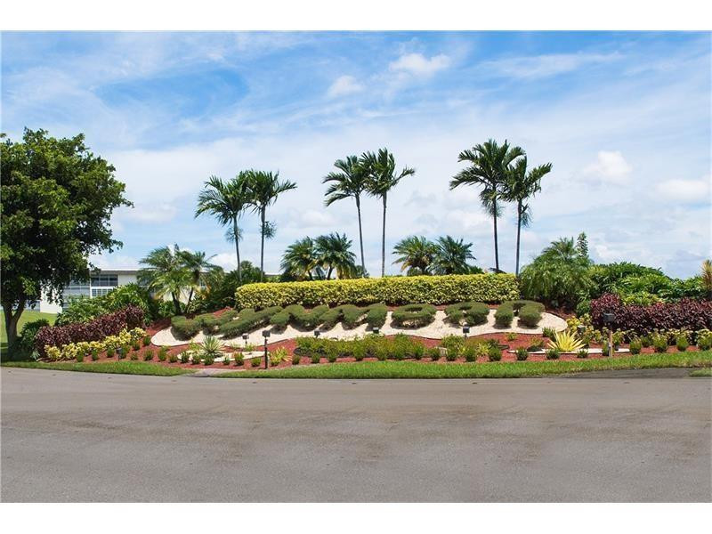 WYNMOOR VILLAGE - Residential