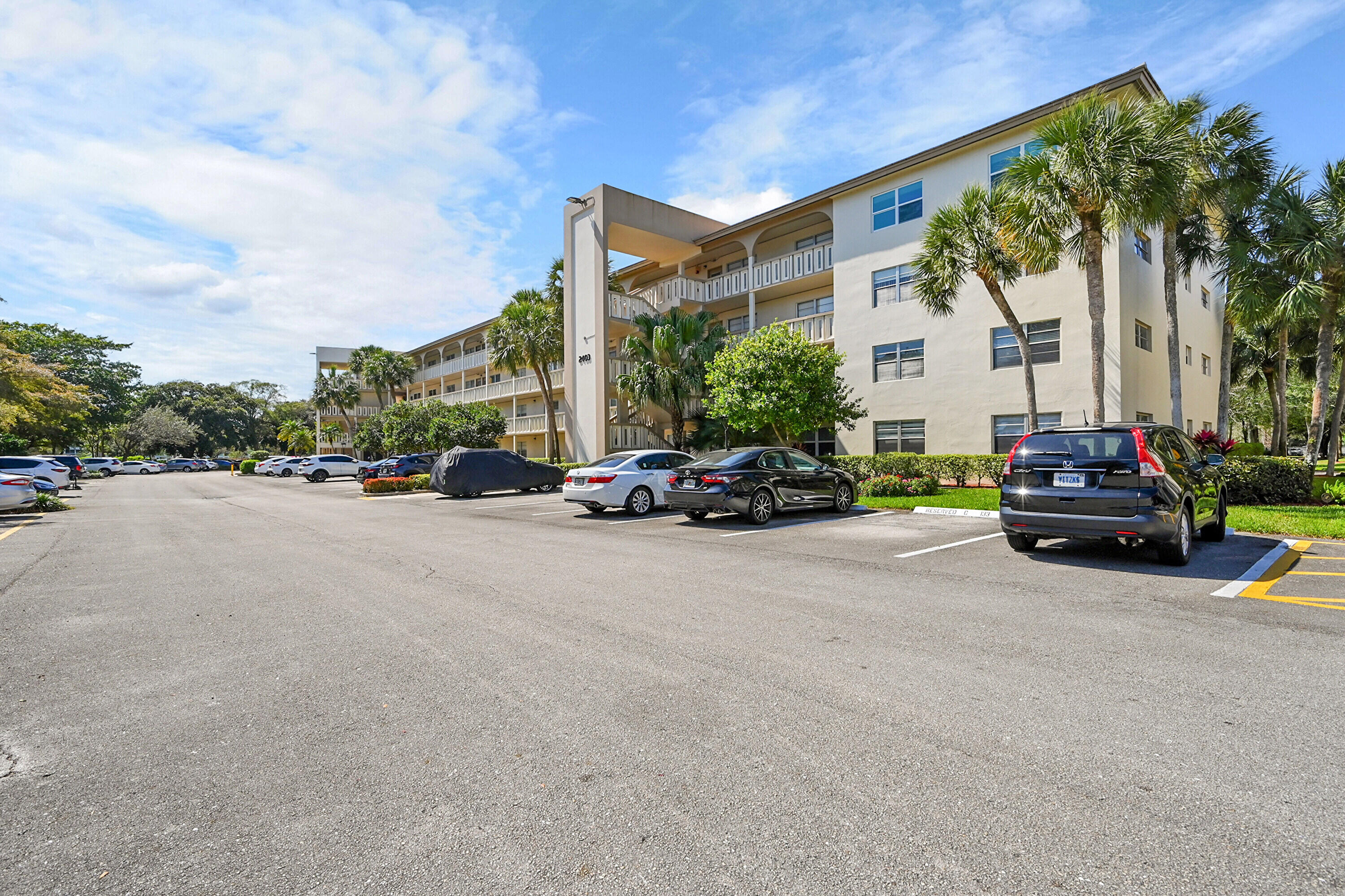 WYNMOOR VILLAGE - Residential